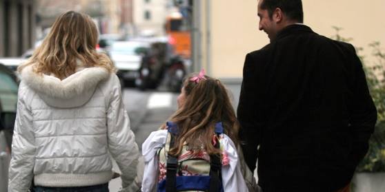 La famiglia: un luogo di accoglienza. A cura dell'Equipe Affido del Comune di Pescara libreria i luoghi dell'anima a pescara